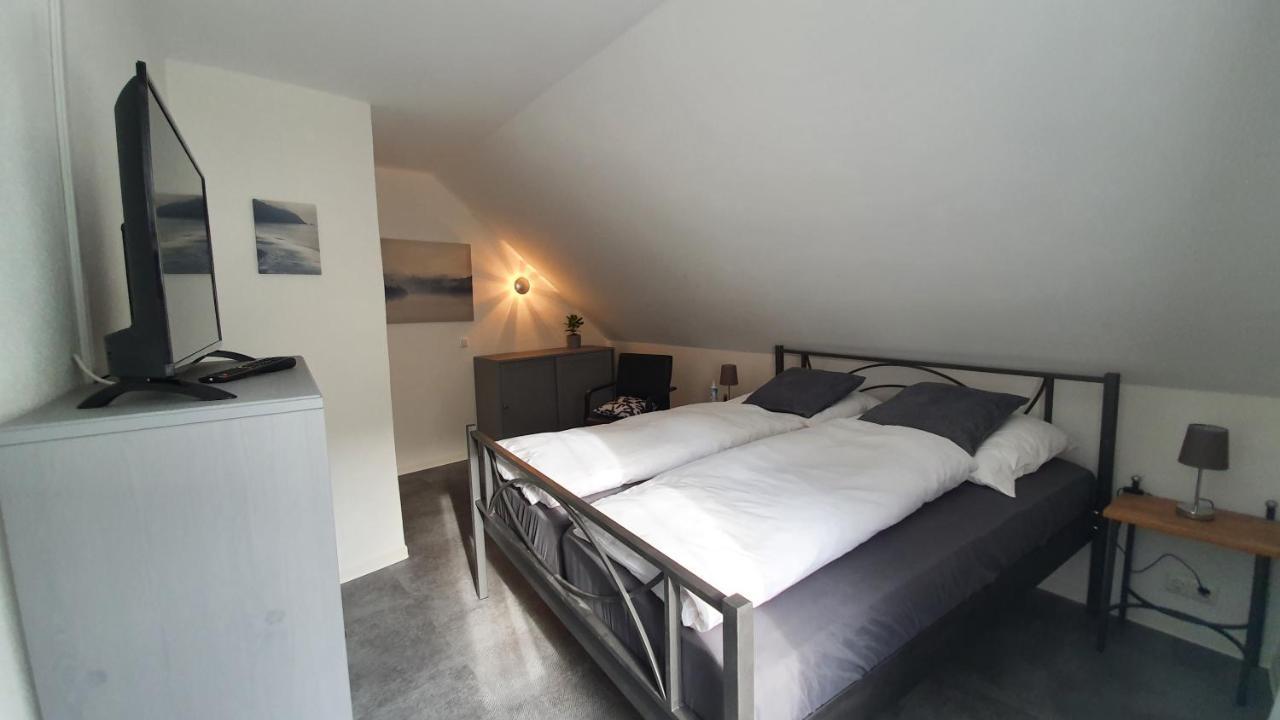 Ferienwohnung Elsa Hungen Esterno foto
